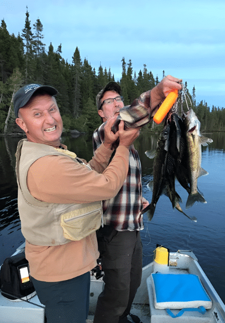 Gagne ton voyage de pêche à la Pourvoirie le Pavillon Wapus - Cours la chance de gagner un voyage en forfait familial ou couple à la POURVOIRIE PAVILLON WAPUS. - $ à vendre sur le site d'annonces classées Clicannonces.ca