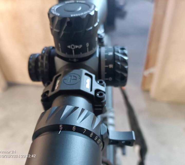 308 Ruger américain. Cross magpul triger ajustable.canon lourd 20" 1/10 twiss.rail 20moa. Télescope discovery 5 -39.56 muzel break.