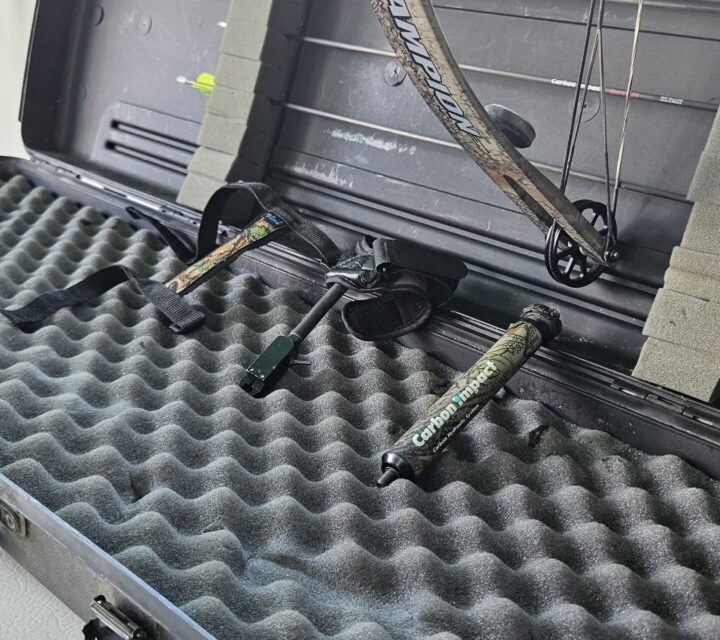 Arc de chasse 45 lbs Champion camouflage avec camme