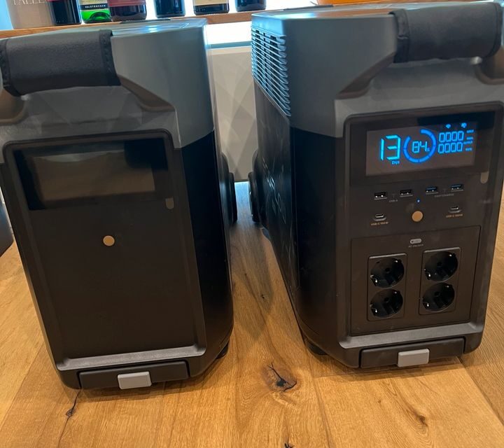 Delta pro rarement utilisé avec une batterie supplémentaire. Celle-ci a été brièvement utilisée avec le Smart Home Panel