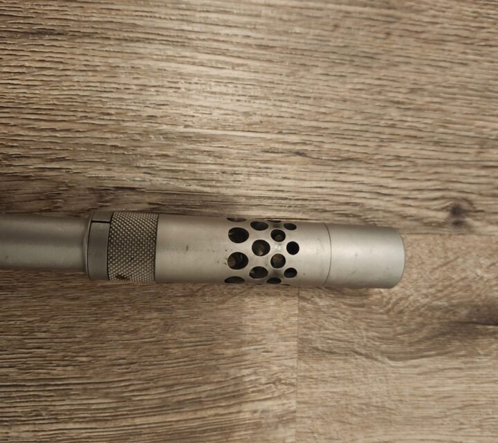 A vendre Carabine Browning Bar Magnum .300wsm. Tiré seulement que 6 coups. Appartenait à mon Grand-Père.