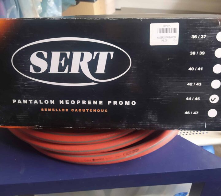 Livraison possible MONDIAL RELAY - Frais charge acheteur ou à récuperer sur AVIGNON