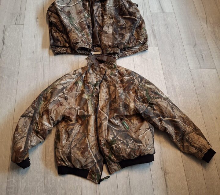 Manteau Remington Realtree 2 dans 1 pour homme large - Pantalon Realtree intérieur doublé médium homme.Très propre et très bonne condition.Manteau la doublure est camouflage et réversible brun peut être enlever par température chaude ou être porter sans le manteau.