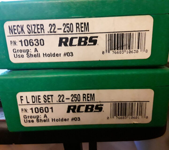 Ensemble de 3 Matrices de rechargement pour calibre 22/250 de marque RCBS. FL die set + Neck sizer