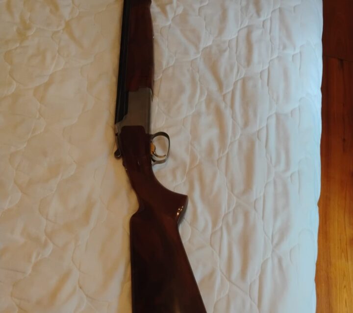Beau fusil de chasse Browning Citori superposé en calibre 12