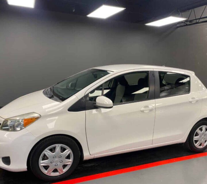 2013 Toyota Yaris très bon état général