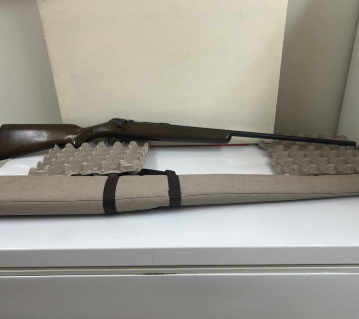 Model Stevens 58 Série F . Avec étui.