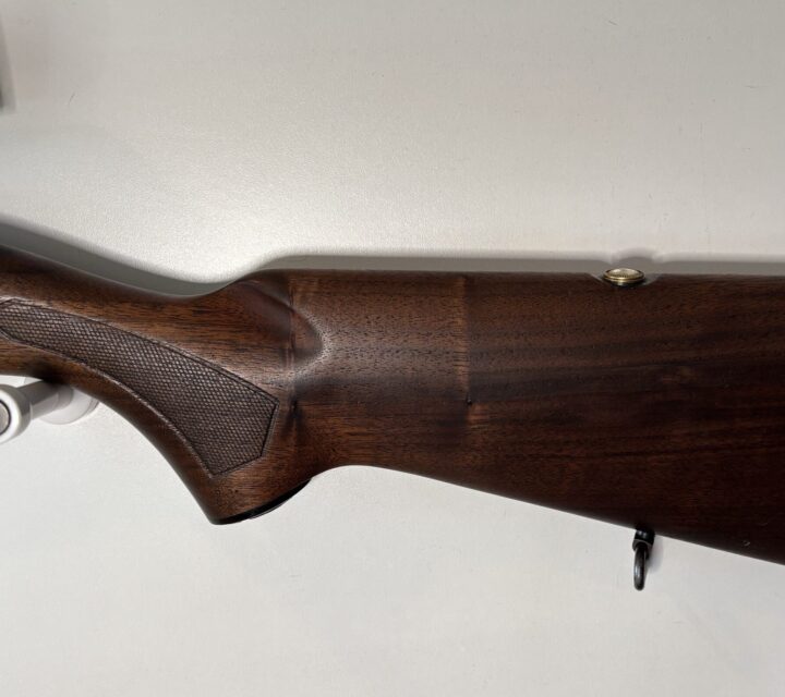  Longueur du canon : ~22 po (standard)