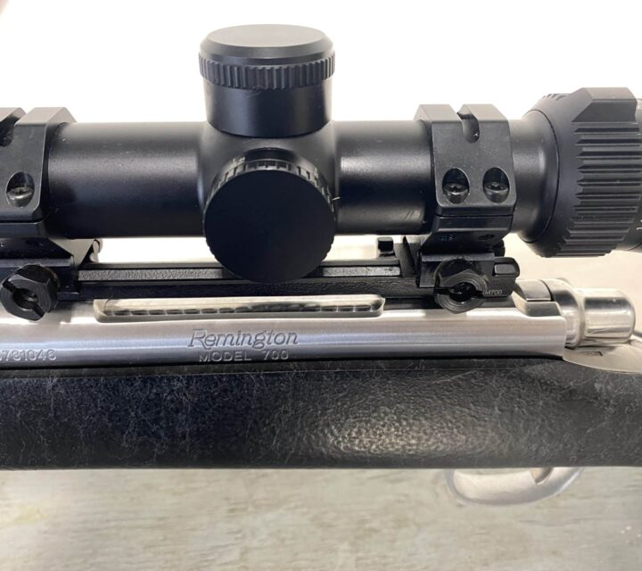 70 douilles et 50 boulet. Sangle en cuire. Négociable