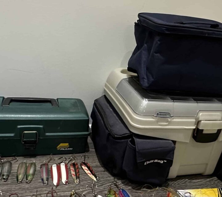 Un ensemble prêt pour explorer vos spots préférés ou pour compléter votre collection de matériel de pêche !