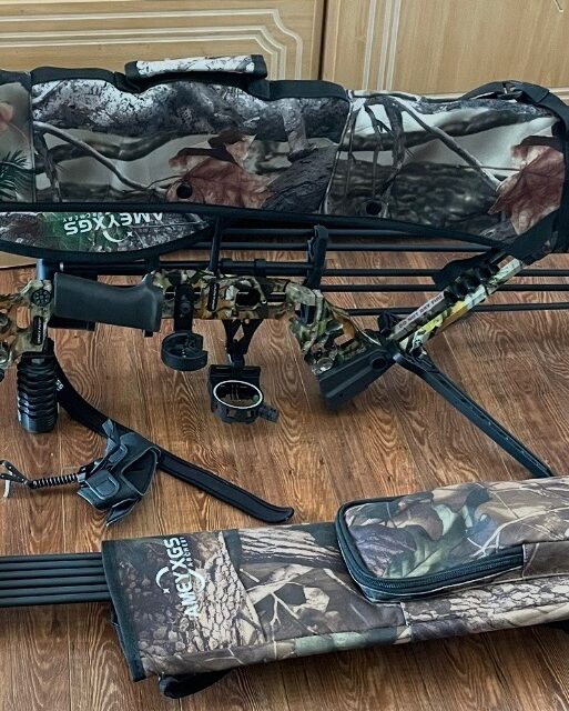 Arc de chasse pour gaucher neuf.