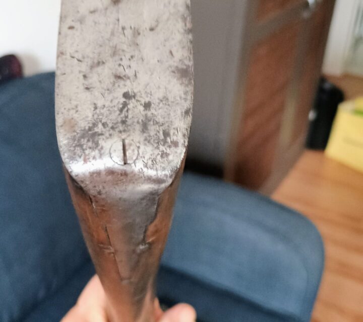 la platine à percussion est manquante et la baguette de chargement n'est pas d'origine.