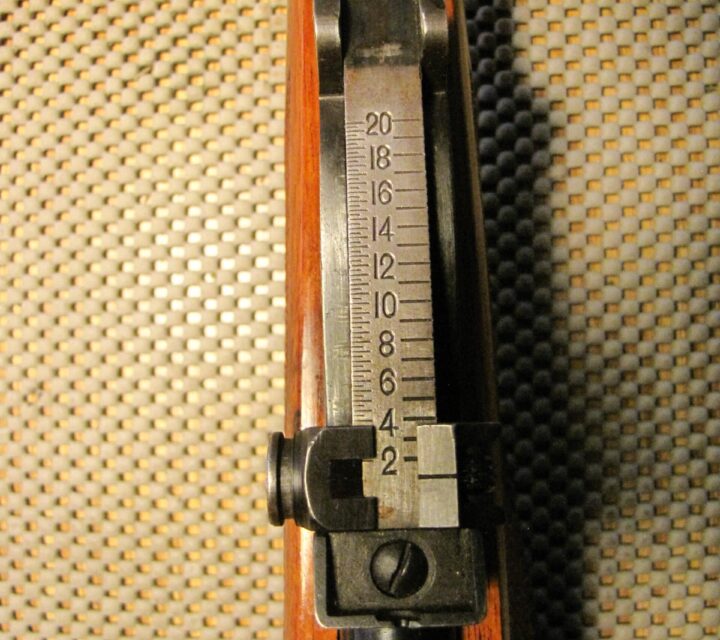 Carabine à verrou de 1941 - modèle SMLE III - lithgow - canon 22.5 po. - En parfaite condition - Arme enregistrée - PPA valide exigé.