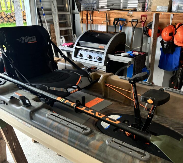 Kayak de pêche Pélican catch 130 hydryve ll de 12 6 camouflage pour une personne