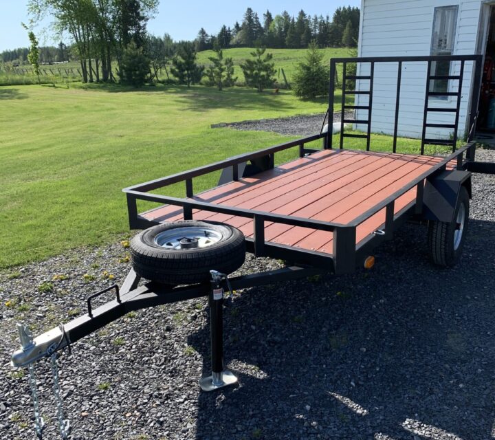 Remorque utilitaire de 5 x 10 idéal pour VTT ou autres. Roues 13" galvanisé
