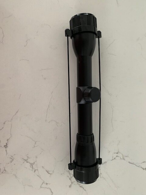 Télescope 4x32 neuf pour carabine à air ou .22