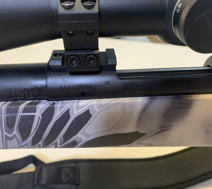 ***Elle ne vient pas avec les équipements*** à moins d'une surplus.