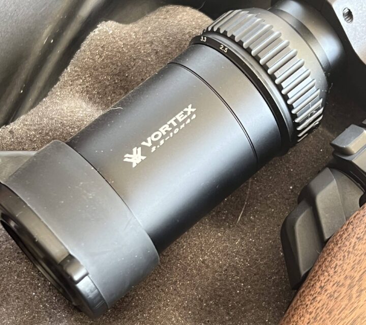 Xbolt Hunter de Browning avec scope Vortex viper 10-44.