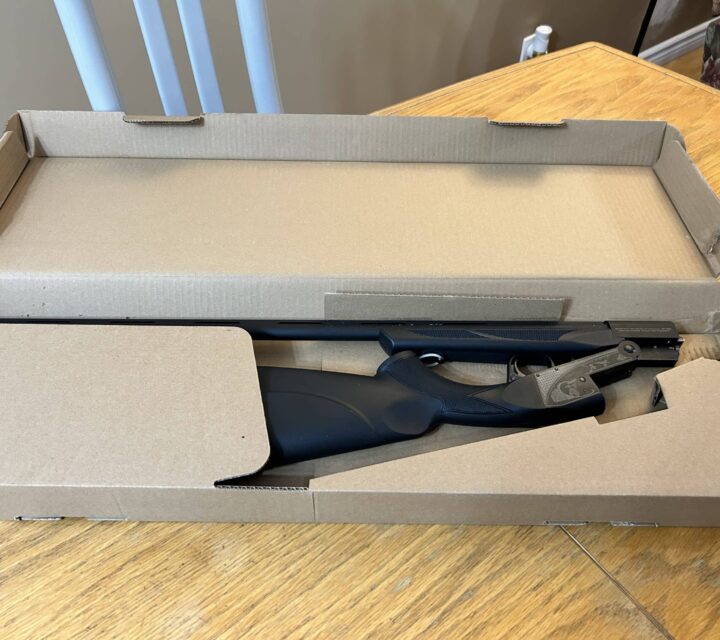 Neuf dans sa boîte jamais tiré