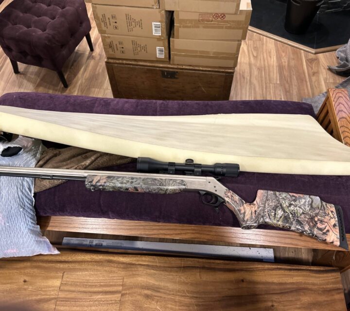 Larme à deux ans et tué deux chevreuils et un orignal!