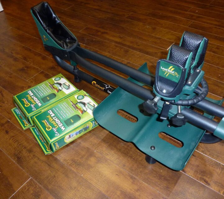 viens avec 2 sac large de caldwell pouvant contenir environ 20lbs de poids