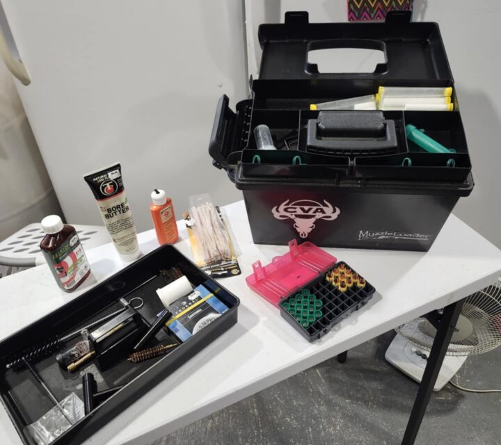 poudre noir bergara occura calibre 50 très propre avec télescope 3-9 x 50