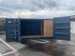 ANGA fournit avec succès des conteneurs maritimes neufs et d'occasion pour le transport et le stockage depuis plus de 30 ans. Parmi les nombreux clients qui achètent des conteneurs figurent certains des plus grands fabricants d'éoliennes