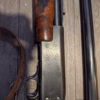 Fusil de calibre 20, de marque Ithaca à pompe.