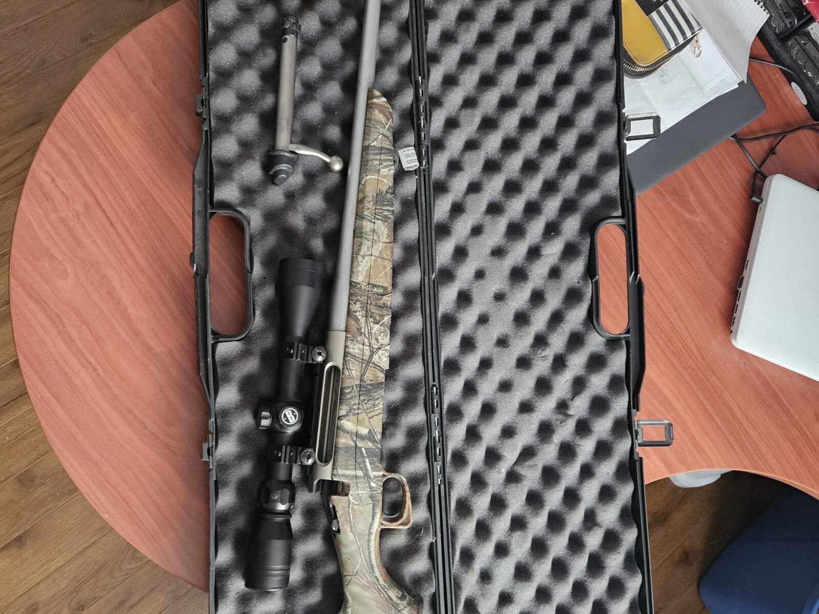 Remington model 770 , 7MM mag stinless, camo