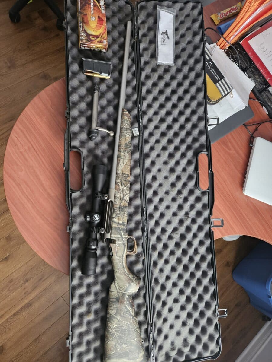 Remington model 770 , 7MM mag stinless, camo