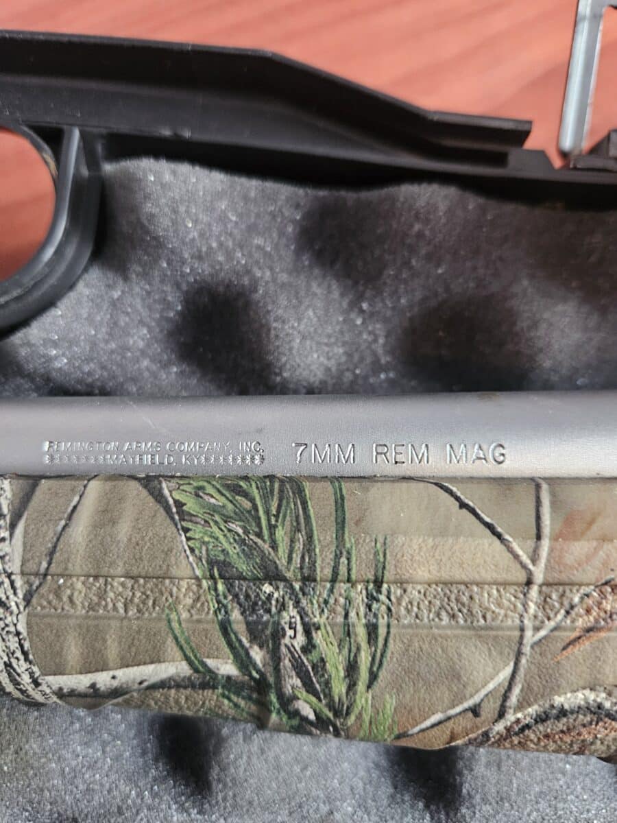 Remington model 770 , 7MM mag stinless, camo