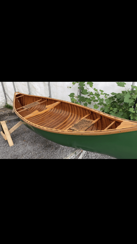 Canot norwest Canot norwest - Canot 12 pied modèle Laurentides restaurer par la cie norwest jamais été à l’eau depuis pouf 65 livres de toute beauté - 3000.00 $ à vendre sur le site d'annonces classées Clicannonces.ca