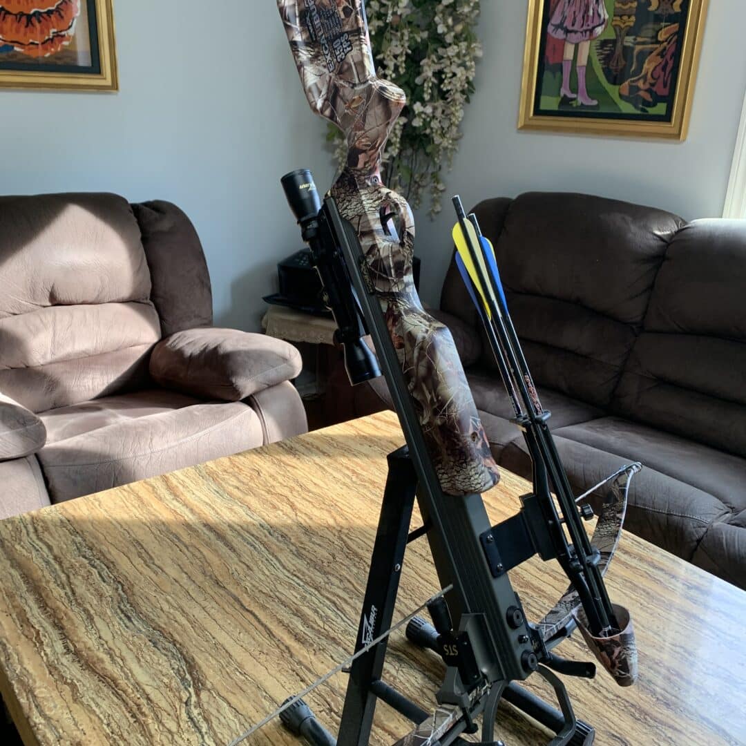 ARBALETE EXCALIBUR EXOMAX 350 PIED/SEC 225 LBS CAMOUFLAGE REALTREE. EN EXCELLENTE CONDITION