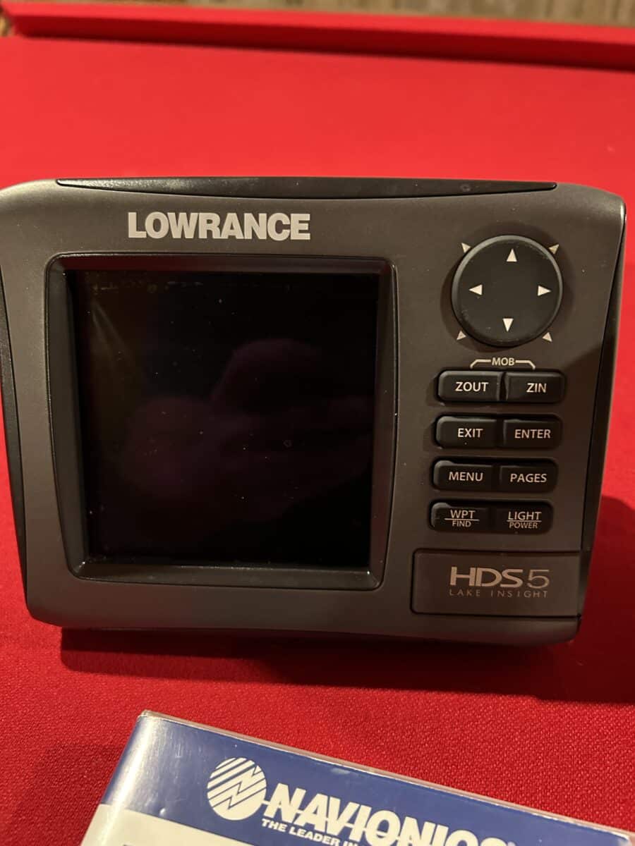 Lowrance HDS-5 Gen 2 avec carte!