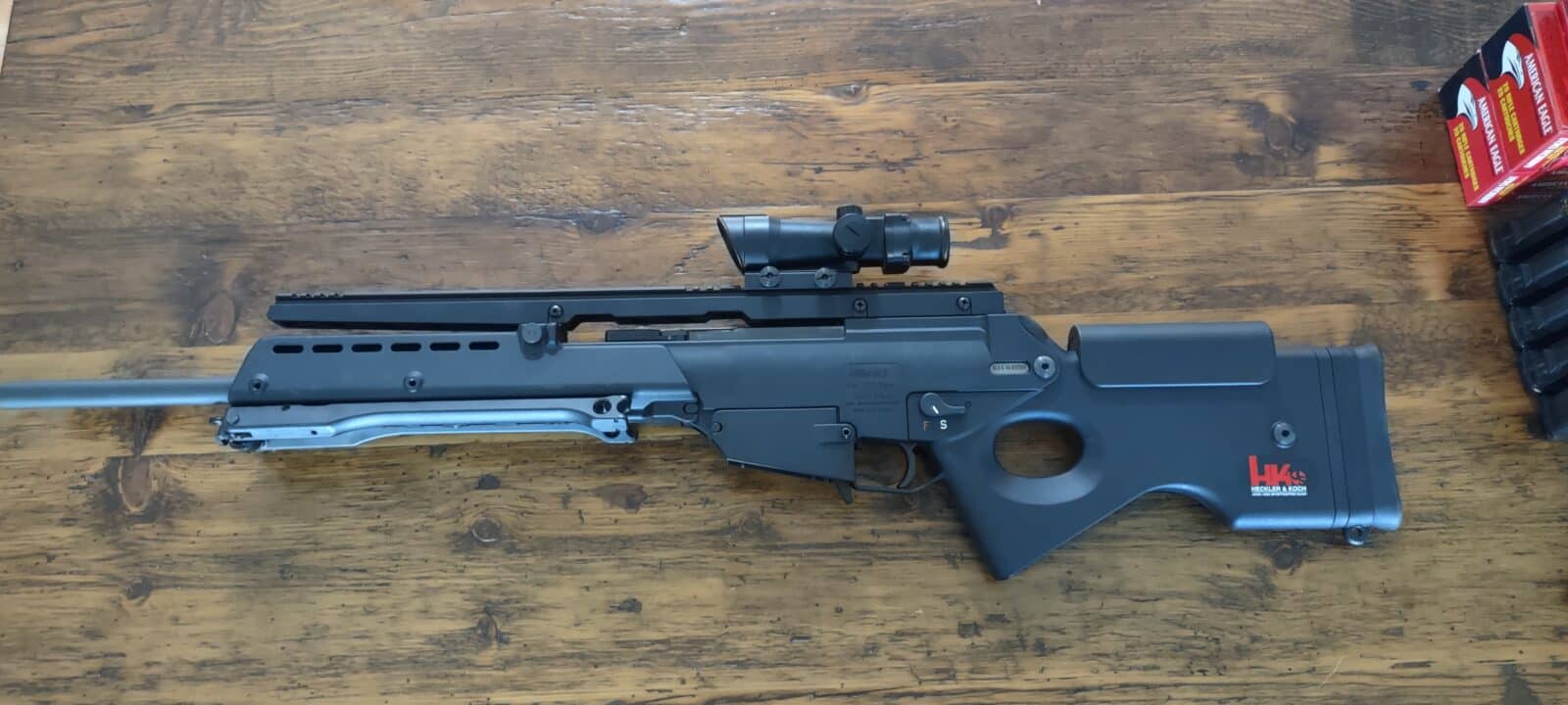 HK SL8