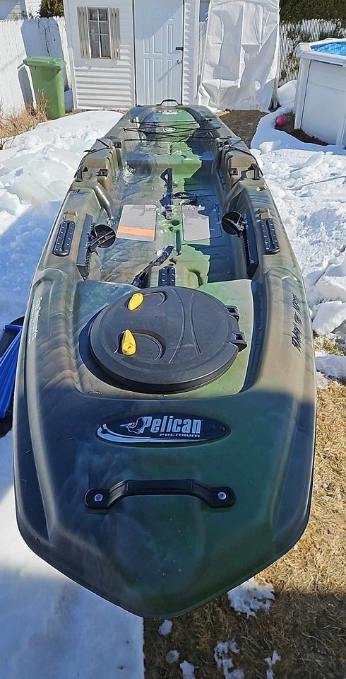 Kayak Pelican Catch 120 - À Vendre Par Le Propriétaire