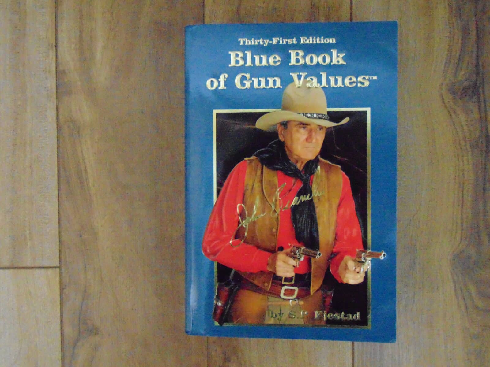 BLUE BOOK OF GUN VALUES