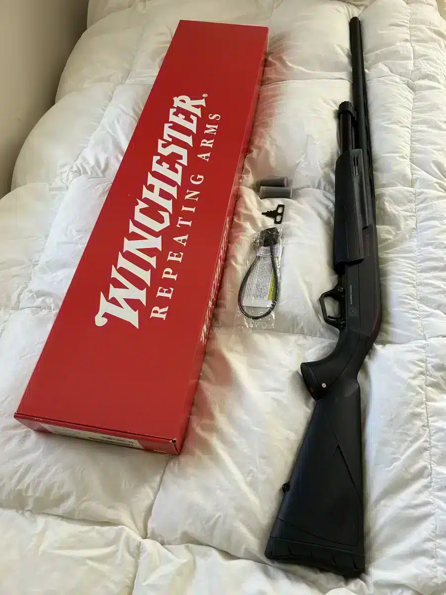 Winchester sxp black shadow