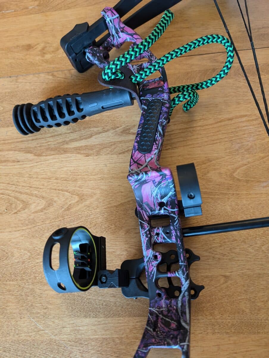 PSE miniburner gaucher muddy girl comme neuve (arc à poulies)