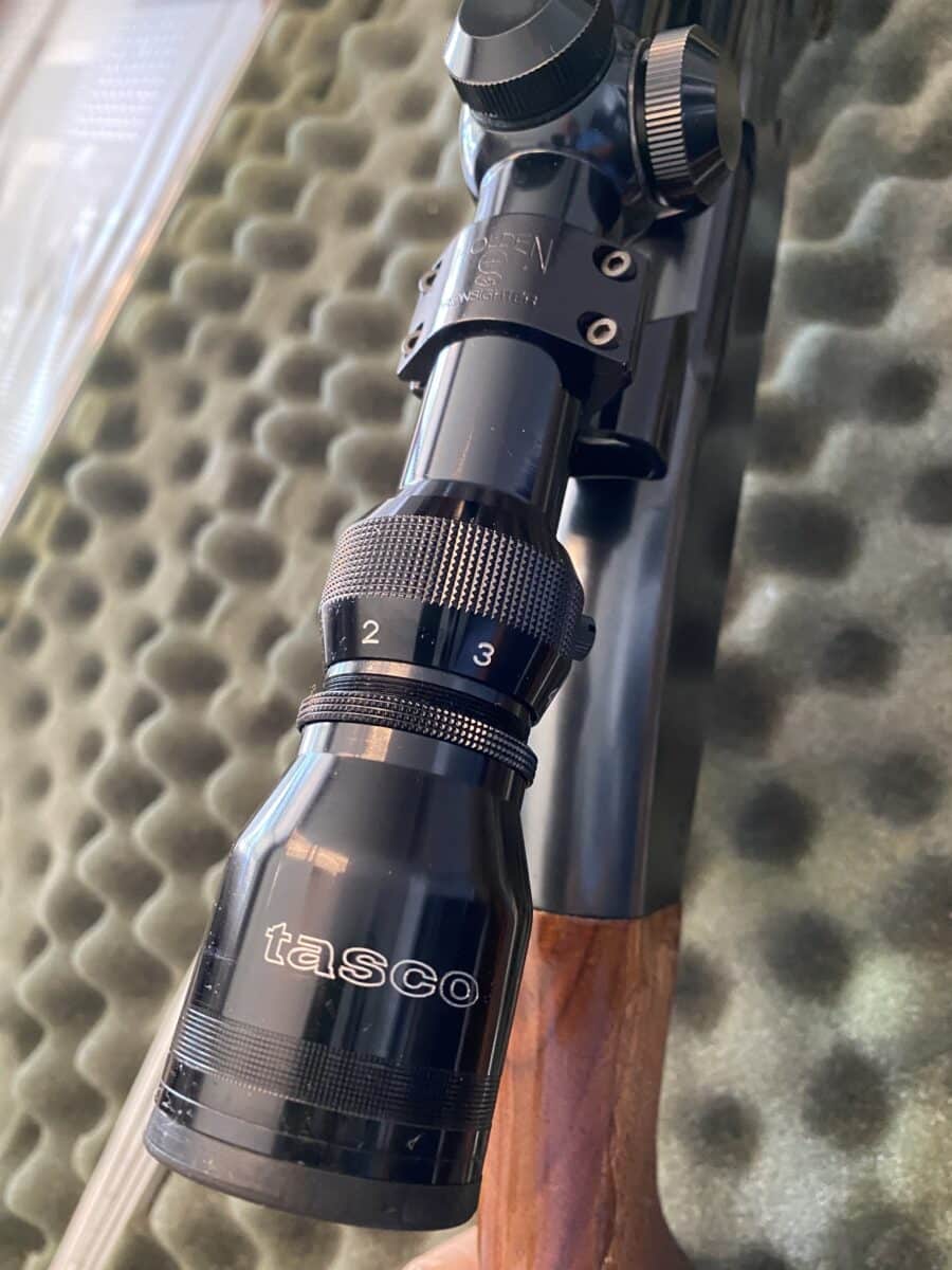 Carabine Remington à pompe 30-06 4 coups Télescope Tasco 2×7/32