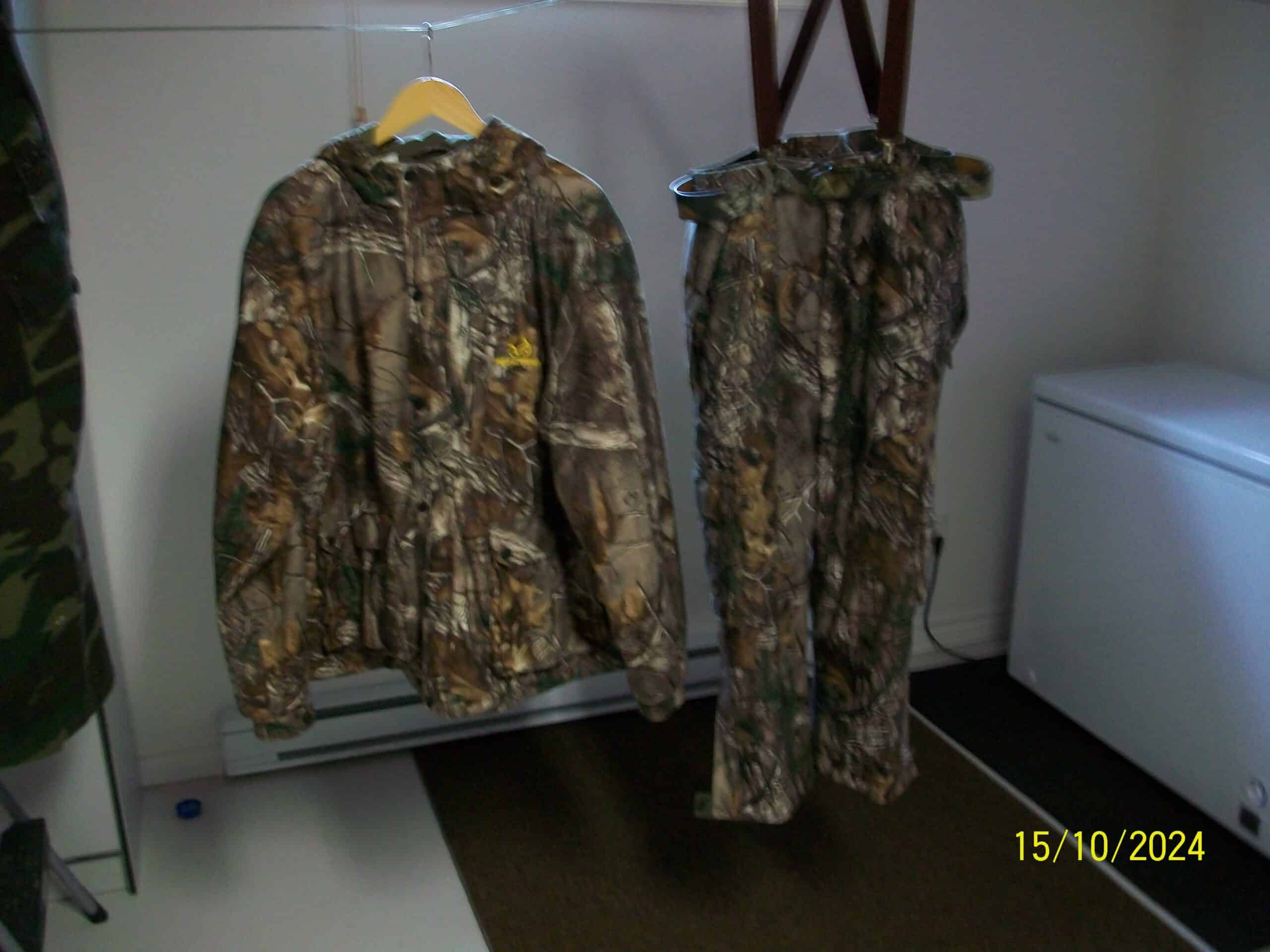 ensemble de chasse camo realtree (grand)
