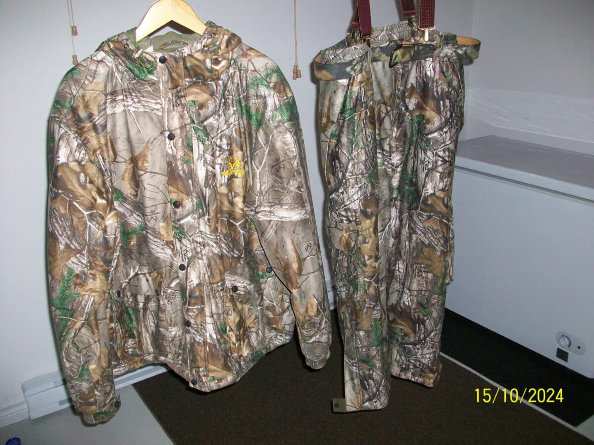 ensemble de chasse camo realtree (grand)