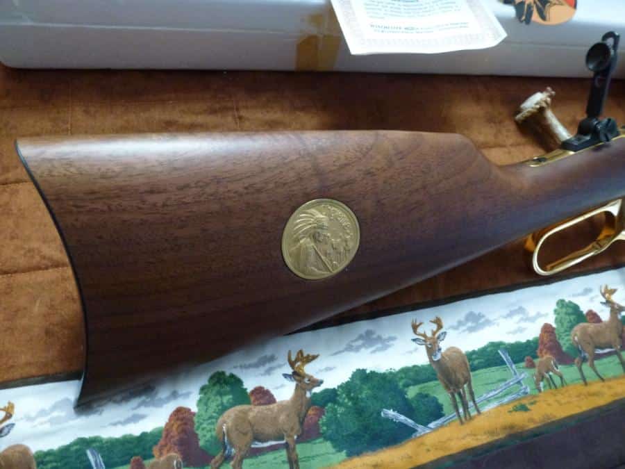 ***NEW IN BOX***UNFIRED***WINCHESTER CHEYENNE COMMEMORATIVE 44/40