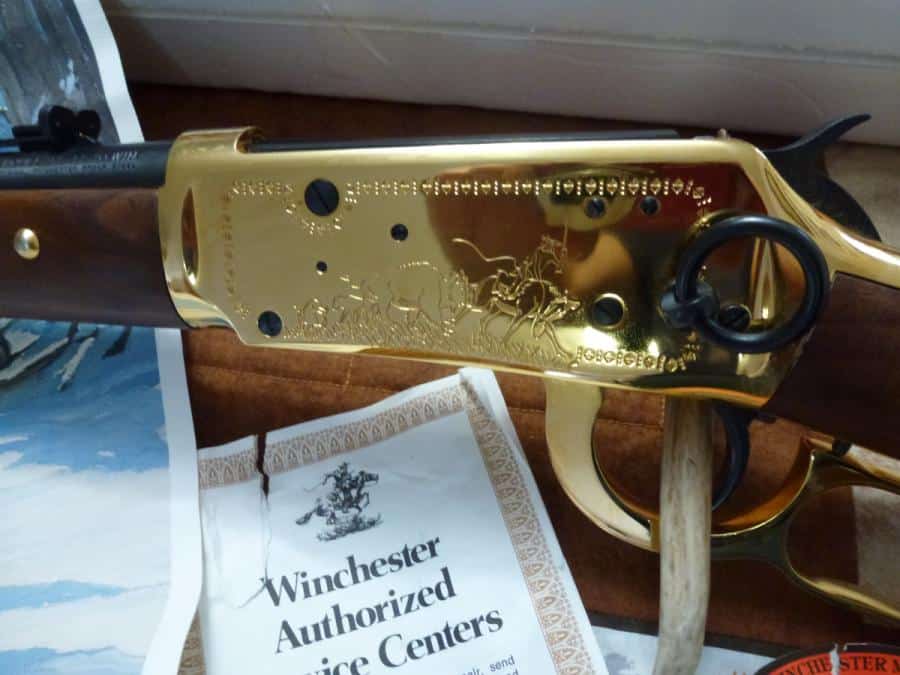 ***NEW IN BOX***UNFIRED***WINCHESTER CHEYENNE COMMEMORATIVE 44/40