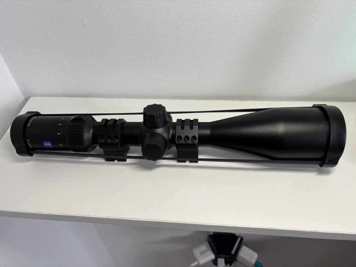 ZEISS CONQUEST V4 SCOPE. NEUF