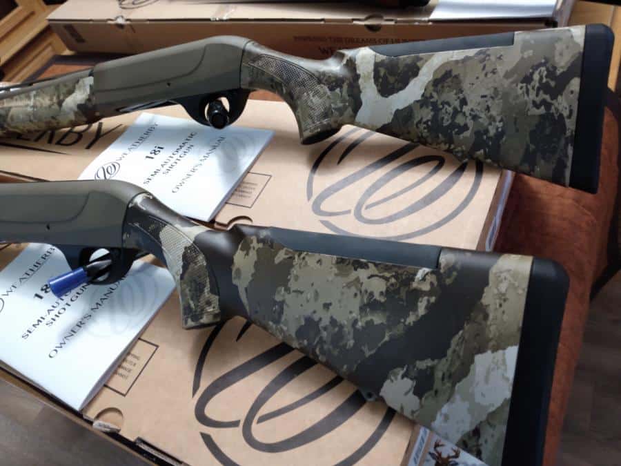 ***1-Weatherby 18i Waterfowler 12 ga semi auto