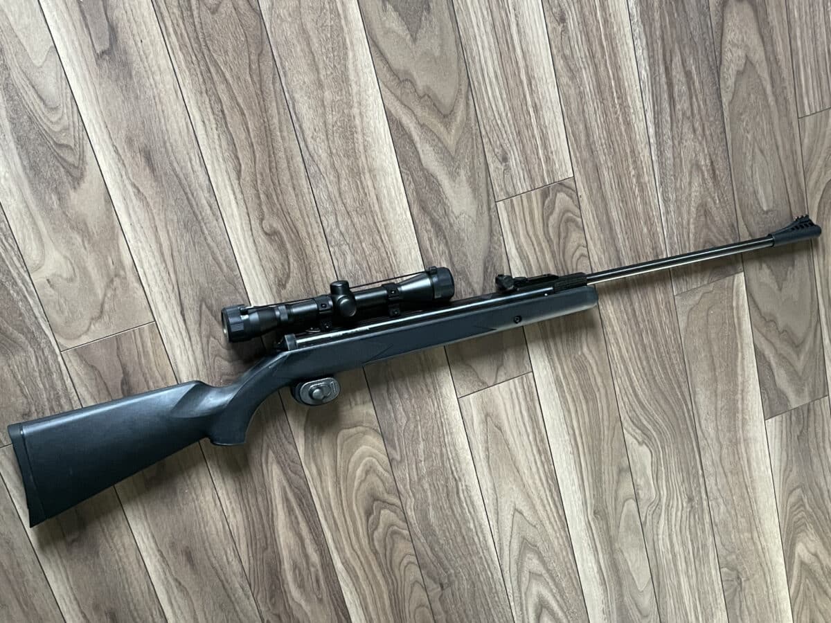 RUGER Model (AIR) BlackHawk .177