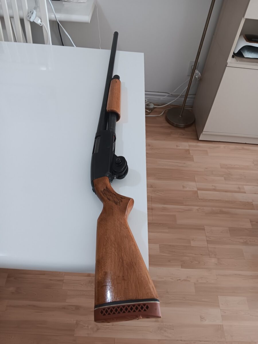 Fusil à Pompe de Marque CIL