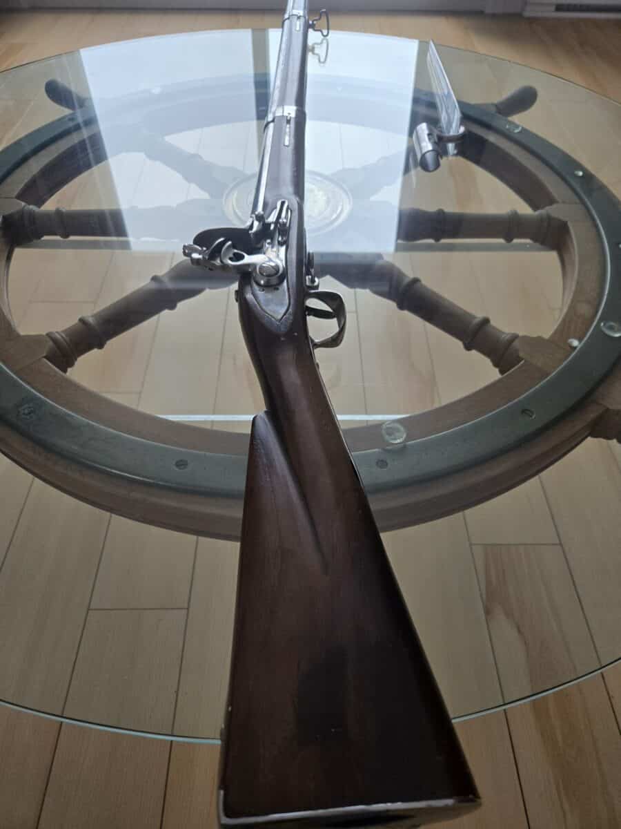 CHARLEVILLE MUSKET 1766 REPLICA