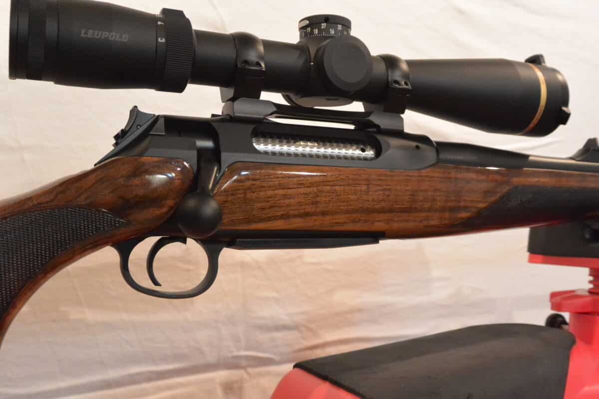 Carabine SAUER 404 avec téléscope Leupold